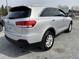 Thumbnail of 2016 Gray Kia Sorento