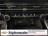 Thumbnail of 2026 Mosaic Black Metallic Chevrolet Traverse