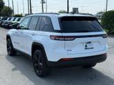 Thumbnail of 2023 Bright White Clearcoat Jeep Grand Cherokee
