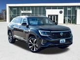 Photo of 2025 Deep Black Pearl Effect Volkswagen Atlas Cross Sport