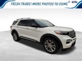 Photo of 2022 White Ford Explorer