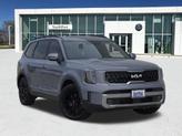 Photo of 2023 Everlasting Silver Kia Telluride