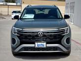 Thumbnail of 2025 Avocado Green Pearl Volkswagen Atlas