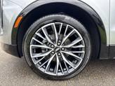 Thumbnail of 2024 Argent Silver Metallic Cadillac XT4