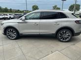 Thumbnail of 2021 Ceramic White Lincoln Nautilus