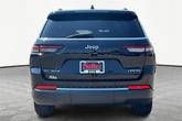 Thumbnail of 2021 Diamond Black Jeep Grand Cherokee L