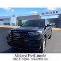 Photo of 2022 Black Metallic Ford Explorer