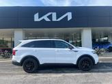 Photo of 2023 Glacial White Pearl Kia Sorento