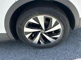 Thumbnail of 2025 Pure White Volkswagen ID.4