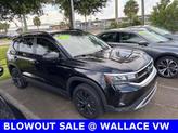 Photo of 2023 Deep Black Pearl Effect Volkswagen Taos
