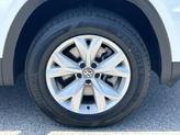 Thumbnail of 2019 Pure White Volkswagen Atlas