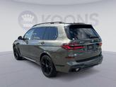 Thumbnail of 2023 Manhattan Green Metallic BMW X7