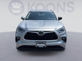 Thumbnail of 2021 Celestial Silver Metallic Toyota Highlander
