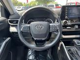 Thumbnail of 2021 Celestial Silver Metallic Toyota Highlander