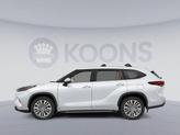 Thumbnail of 2025 Wind Chill Pearl Toyota Highlander