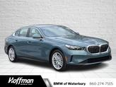 Photo of 2025 Green Metallic BMW 530
