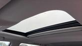 Thumbnail of 2016 Blizzard Pearl Toyota Highlander