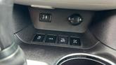 Thumbnail of 2016 Blizzard Pearl Toyota Highlander