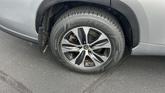 Thumbnail of 2021 Celestial Silver Metallic Toyota Highlander