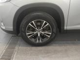 Thumbnail of 2019 Celestial Silver Metallic Toyota Highlander