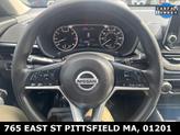 Thumbnail of 2022 Pearl White Tricoat Nissan Altima