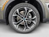 Thumbnail of 2026 Manhattan Green Metallic BMW X5