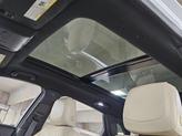Thumbnail of 2019 Crystal White Tricoat Cadillac XT5
