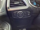 Thumbnail of 2021 Iconic Silver Metallic Ford Edge