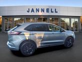 Thumbnail of 2024 Iconic Silver Metallic Ford Edge