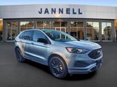 Thumbnail of 2024 Iconic Silver Metallic Ford Edge
