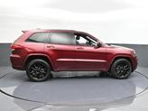 Thumbnail of 2021 Velvet Red Pearlcoat Jeep Grand Cherokee