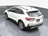 Thumbnail of 2022 Star White Ford Escape