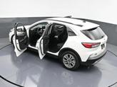 Thumbnail of 2022 Star White Ford Escape