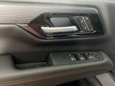Thumbnail of 2025 Summit White GMC Yukon XL