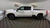 Thumbnail of 2024 White Frost Tricoat GMC Sierra 3500