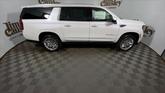 Thumbnail of 2025 White Frost Tricoat GMC Yukon XL
