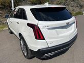 Thumbnail of 2025 Crystal White Tricoat Cadillac XT5