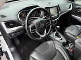 Thumbnail of 2018 Bright White Clearcoat Jeep Cherokee