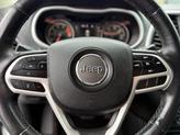 Thumbnail of 2018 Bright White Clearcoat Jeep Cherokee