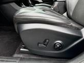 Thumbnail of 2018 Bright White Clearcoat Jeep Cherokee