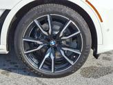 Thumbnail of 2022 Alpine White BMW X7