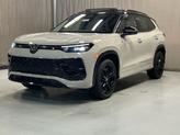 Thumbnail of 2025 Sandstone w/Deep Black Roof Volkswagen Tiguan