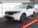 Photo of 2023 Glacial White Pearl Kia Sorento