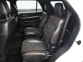 Thumbnail of 2018 White Platinum Clearcoat Metallic Ford Explorer