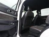 Thumbnail of 2018 White Platinum Clearcoat Metallic Ford Explorer