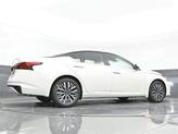 Thumbnail of 2025 Pearl White Tricoat Nissan Altima