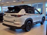 Thumbnail of 2025 White Diamond With Black Roof Mitsubishi Outlander