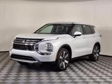 Thumbnail of 2025 White Diamond Mitsubishi Outlander