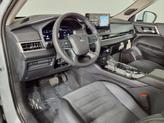 Thumbnail of 2025 White Diamond Mitsubishi Outlander