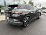 Thumbnail of 2021 Mythos Black Volkswagen ID.4